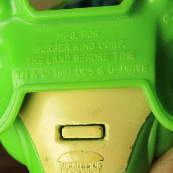 1997 The LAND BEFORE TIME Burger King DUCKY wind up skipper universal (T469) - Picture 8 of 8